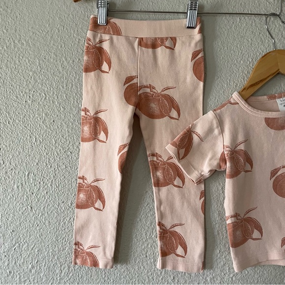 Kate Quinn Organic Cotton Peaches PJ Set 2T Top 3T Bottoms Peach Color - Picture 4 of 8